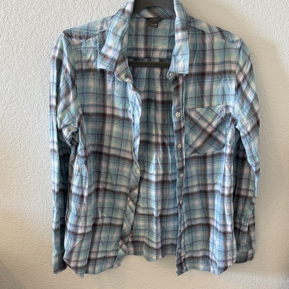 Eddie Bauer Blue and Gray Plaid Casual Shirt